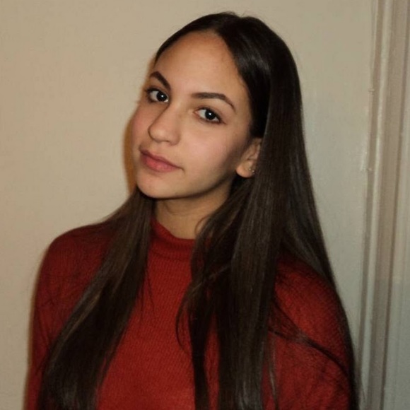 Meet your Posher, Alba - Picture 1 of 1